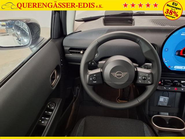 MINI Cooper C Essential Trim 1.5 7-Gang Steptronic 