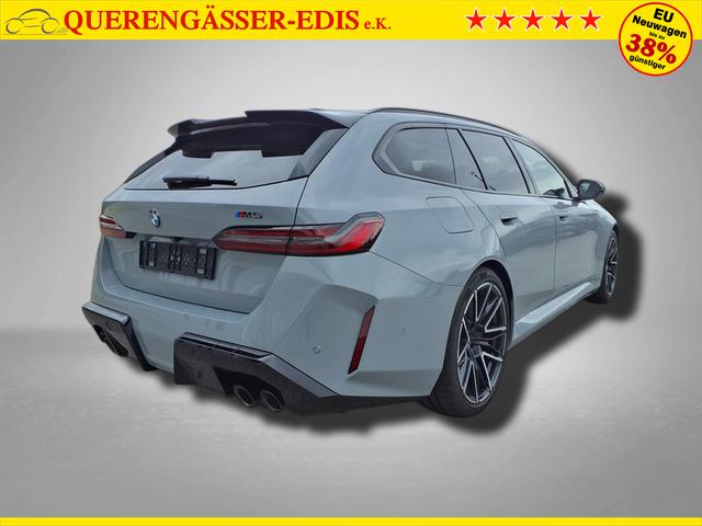 BMW M5 Touring 4.4 8-Gang Steptronic xDrive 