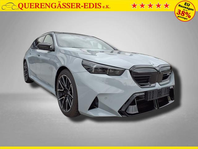 BMW M5 Touring 4.4 8-Gang Steptronic xDrive 