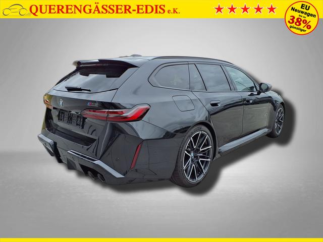 BMW M5 Touring 4.4 8-Gang Steptronic xDrive 