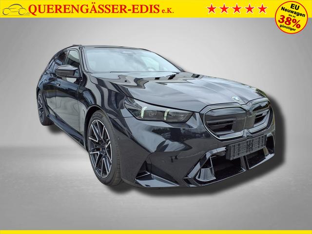 BMW M5 Touring 4.4 8-Gang Steptronic xDrive 