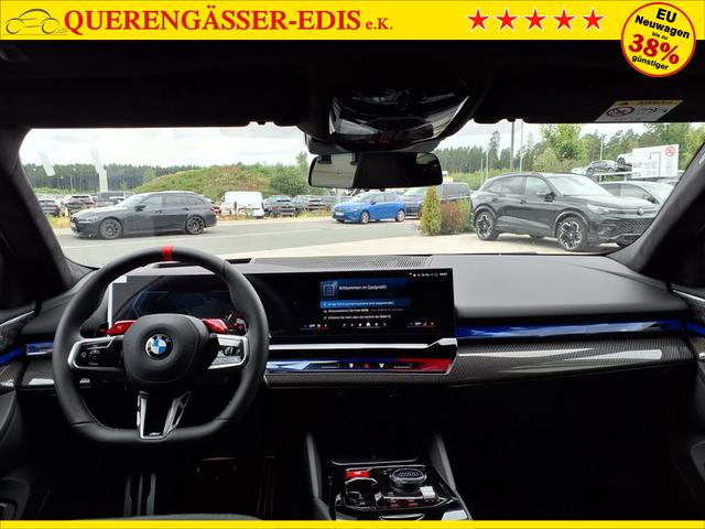 BMW M5 Touring 4.4 8-Gang Steptronic xDrive 