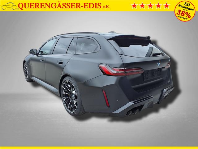 BMW M5 M 4.4 V8 Plug in Hybrid 8-Gang Steptronic 