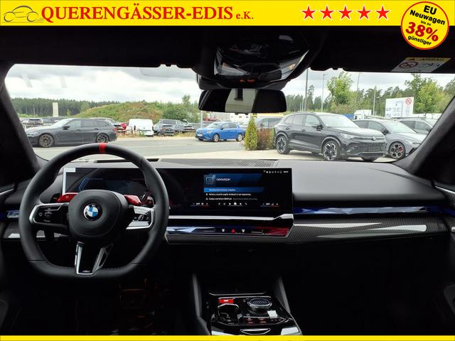 BMW M5 M 4.4 V8 Plug in Hybrid 8-Gang Steptronic 