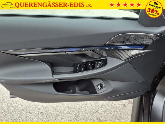 BMW M5 M 4.4 V8 Plug in Hybrid 8-Gang Steptronic 