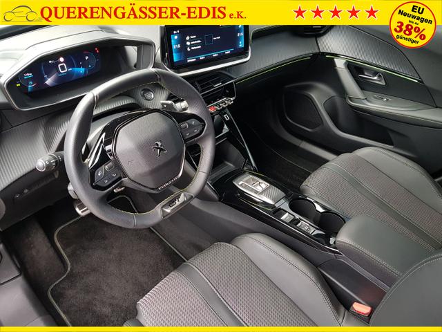 Peugeot / 2008 / Silber / / / 2008 GT 1,2 Automatik 96KW/130PS Navi, SHZ, Totwinkel
