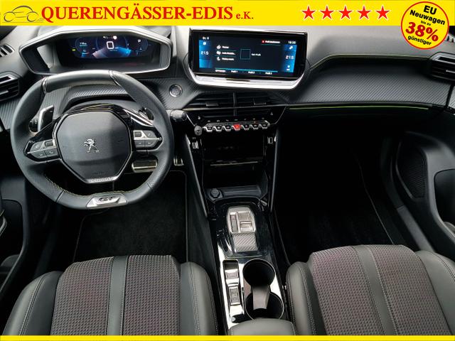 Peugeot / 2008 / Silber / / / 2008 GT 1,2 Automatik 96KW/130PS Navi, SHZ, Totwinkel
