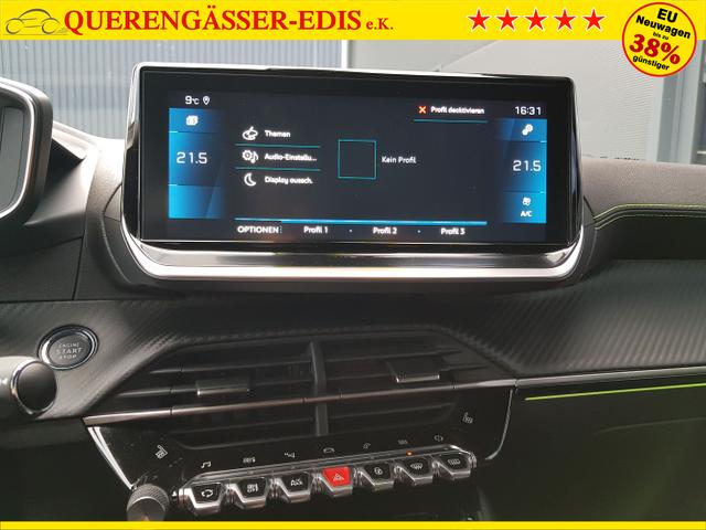 Peugeot / 2008 / Silber / / / 2008 GT 1,2 Automatik 96KW/130PS Navi, SHZ, Totwinkel