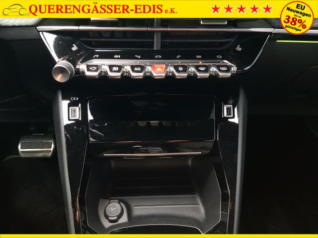 Peugeot / 2008 / Silber / / / 2008 GT 1,2 Automatik 96KW/130PS Navi, SHZ, Totwinkel