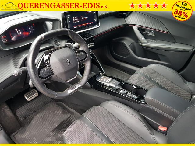 Peugeot / 2008 / Schwarz / / / 2008 GT 1,2 Automatik 96KW/130PS Navi, SHZ, Kamera, ACC
