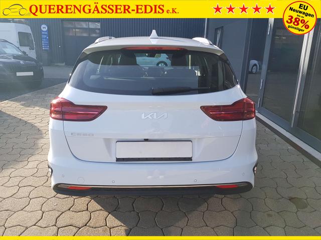 Kia / Ceed Sportswagon / Weiß / / / Ceed SW DC Spin 1,5 T-GDI 7DCT Automatik 103KW/140PS Navi, SHZ,