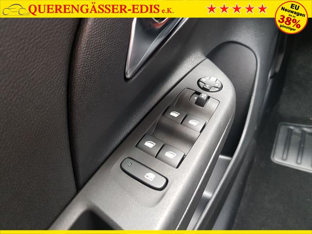 Opel / Corsa / Silber / / / Corsa GS 1,2 Automatik 96KW/130PS Navi, SHZ, Geschwin. Assistent