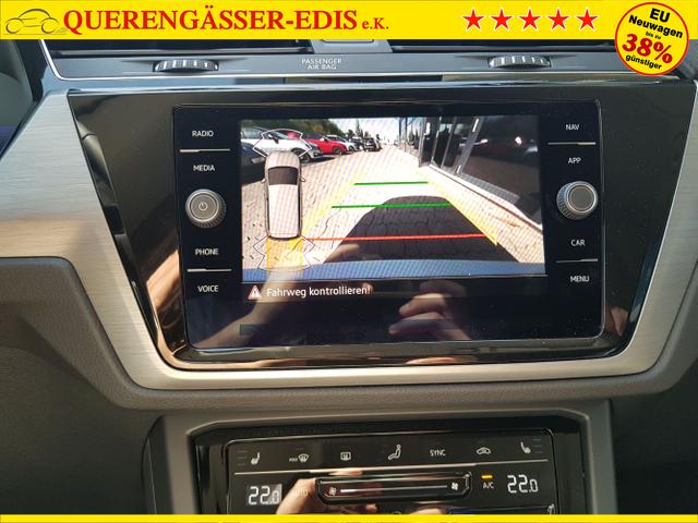 Volkswagen / Touran / Weiß / / / Touran Comfort Plus R-Line 1,5TSI DSG 110KW 7 Sitze, AHK, IQ-LED, Easy Open