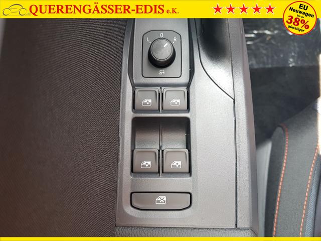 Seat / Arona / Grau / / / Arona FR Edition 1,0TSI DSG 85KW/116PS Navi, Kamera, Totwinkel, ACC