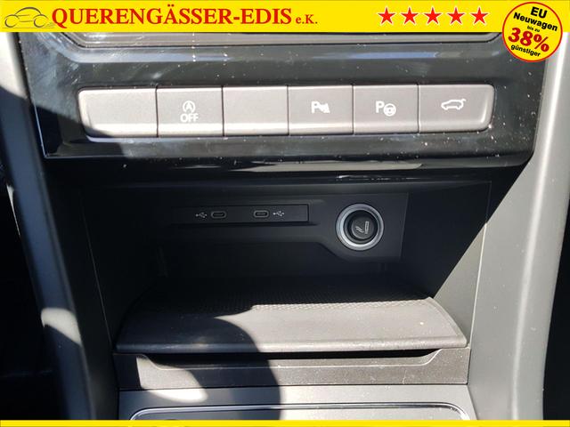 Volkswagen Touran Comfort Plus R-Line 1,5TSI DSG 110KW 7 Sitze, AHK, IQ-LED, Easy Open 