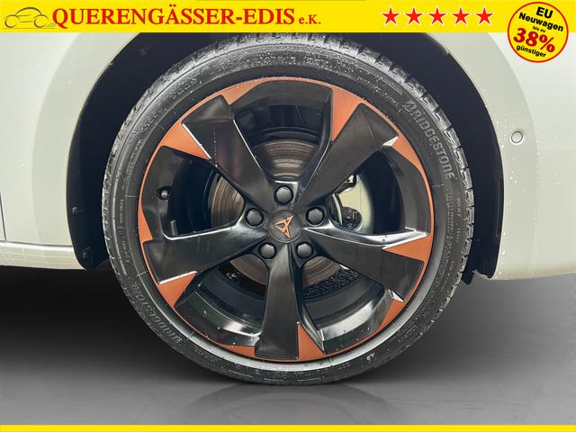 Cupra Leon 1,5eTSI DSG 110KW/ 150PS Matrix, Sennheiser, Assist XL, Navi, Dinamic Sitze 