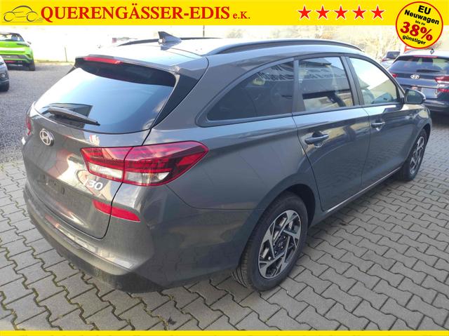 Hyundai i30 Kombi Smart SW 1.5 MJ25*Navi*LED*Shzg*PDCv&h*Cam*16 