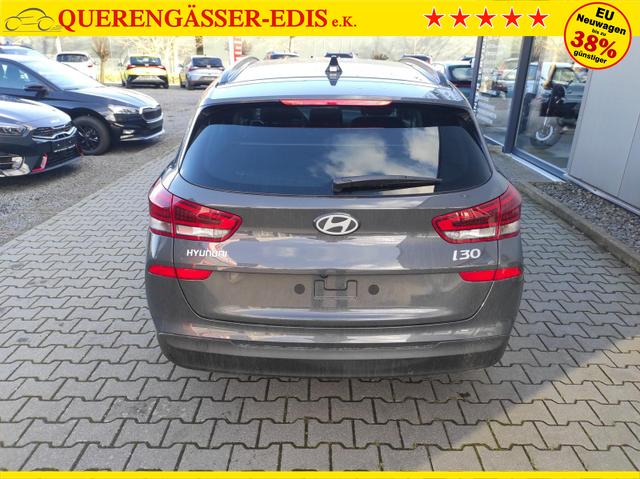 Hyundai i30 Kombi Smart SW 1.5 MJ25*Navi*LED*Shzg*PDCv&h*Cam*16 