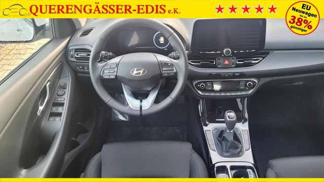 Hyundai i30 Kombi Style Style*LED*Navi*Shzg*Lhzg*PDC*Cam*16" 