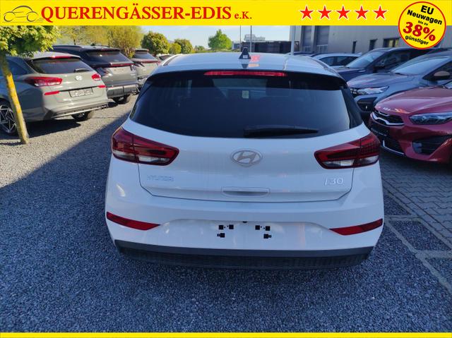 Hyundai i30 Family HB 1.5 AT MJ25*Navi*LED*Shzg*PDCv&h*Cam*16 