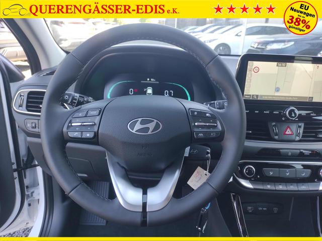 Hyundai i30 Family HB 1.5 AT MJ25*Navi*LED*Shzg*PDCv&h*Cam*16 