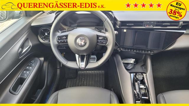 Alfa Romeo Junior Ibrida 1.2 VGT 48V-Hybrid (100kW) Speciale Speciale*LED*Navi*Shzg*PDC*Cam*18" 