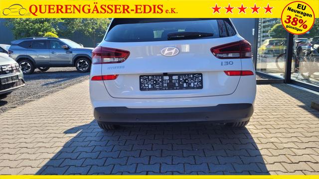 Hyundai i30 Kombi Smart SW Family*LED*Navi*Shzg*Lhzg*PDC*Cam*16Zoll* 
