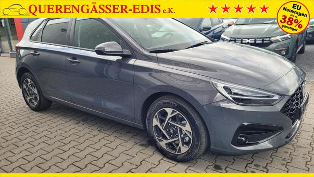 Hyundai i30 Family HB Family*Navi*LED*Shzg*Lhzg*PDC*Cam*16Zoll* 