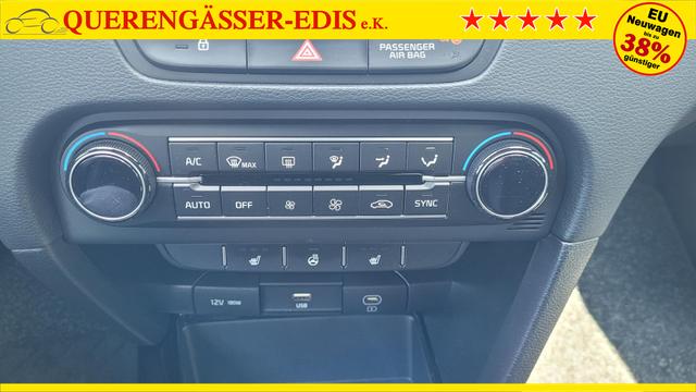 Kia Ceed Sportswagon Edition 30 SW Edition30*LED*Navi*Shzg*Lhzg*PDC*Cam*17" 