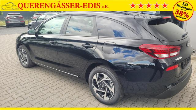Hyundai i30 Kombi Smart SW Family*LED*Navi*Shzg*Lhzg*PDC*Cam*16Zoll* 