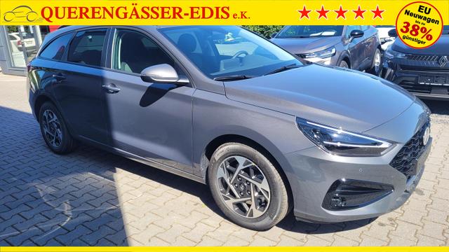 Hyundai i30 Kombi Family SW Family*Navi*LED*Shzg*Lhzg*PDC*Cam*16Zoll* 