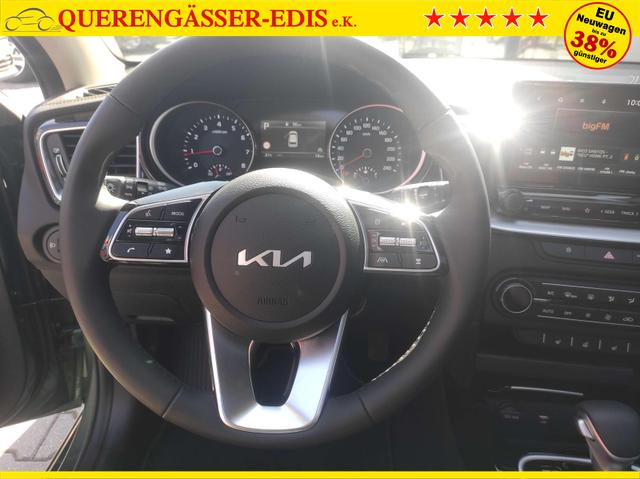 Kia Ceed Platinum AT*LED*Navi*Shzg*PDCv+h*Cam*SD*17" 