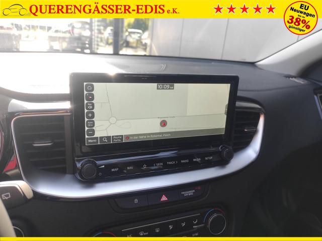 Kia Ceed Platinum AT*LED*Navi*Shzg*PDCv+h*Cam*SD*17" 