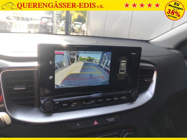 Kia Ceed Platinum AT*LED*Navi*Shzg*PDCv+h*Cam*SD*17" 