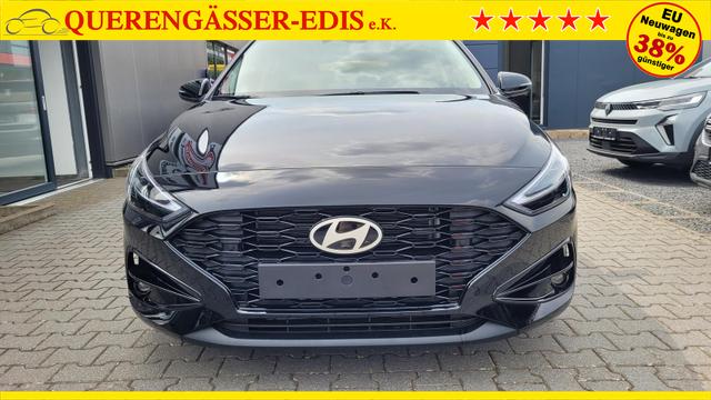 Hyundai i30 Family HB Family*Navi*LED*Shzg*Lhzg*PDC*Cam*Keyless 