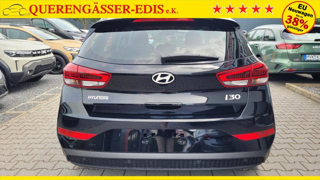 Hyundai i30 Family HB Family*Navi*LED*Shzg*Lhzg*PDC*Cam*Keyless 