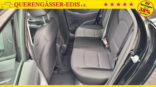 Hyundai i30 Familiy HB Family*LED*Navi*Shzg*Lhzg*PDC*Cam*16Zoll* 