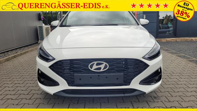 Hyundai i30 Familiy HB Family*Navi*LED*Shzg*Lhzg*PDC*Cam*16Zoll* 