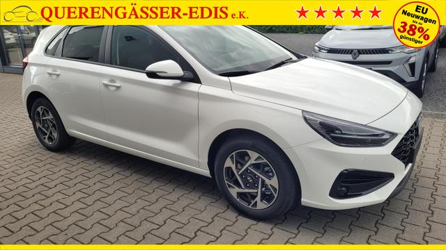 Hyundai i30 Familiy HB Family*Navi*LED*Shzg*Lhzg*PDC*Cam*16Zoll* 