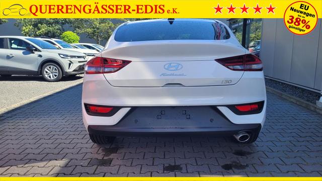 Hyundai i30 Fastback*Navi*LED*Shzg*Lhzg*PDC*Cam*16Zoll* 