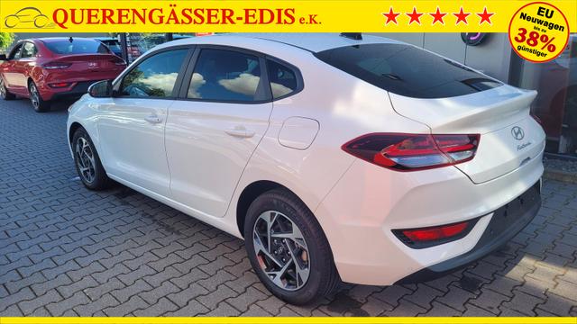 Hyundai i30 Fastback*Navi*LED*Shzg*Lhzg*PDC*Cam*16Zoll* 