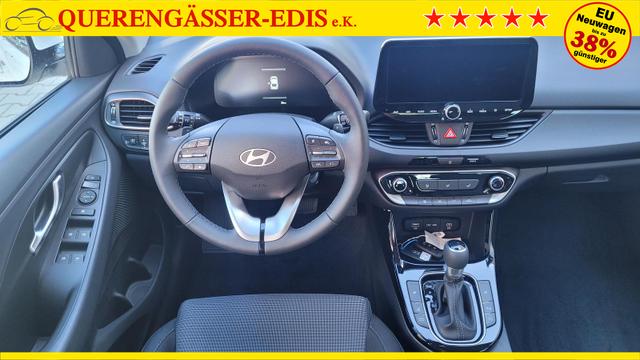 Hyundai i30 Fastback*Navi*LED*Shzg*Lhzg*PDC*Cam*16Zoll* 