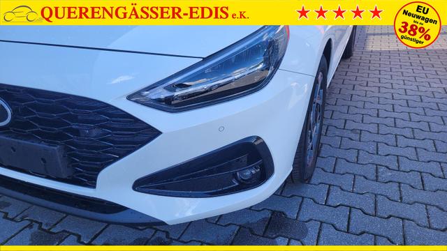 Hyundai i30 Fastback*Navi*LED*Shzg*Lhzg*PDC*Cam*16Zoll* 
