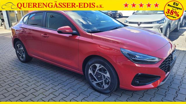 Hyundai i30 Fastback*Navi*LED*Shzg*Lhzg*PDC*Cam*16Zoll* 