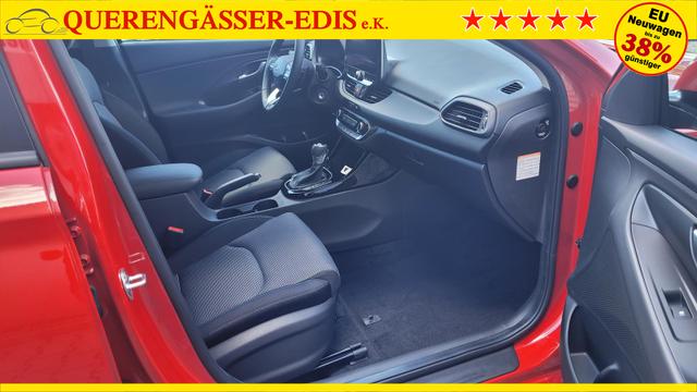 Hyundai i30 Fastback*Navi*LED*Shzg*Lhzg*PDC*Cam*16Zoll* 