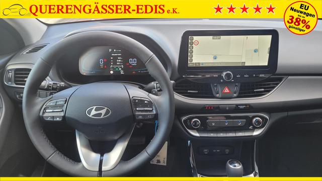 Hyundai i30 Fastback*Navi*LED*Shzg*Lhzg*PDC*Cam*16Zoll* 
