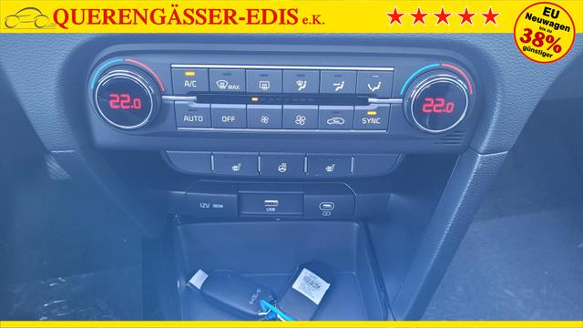 Kia Ceed Gold 1.5 *LED*Navi*Shzg*Lhzg*PDC*Cam*17Zoll* 