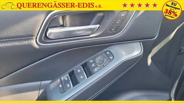 Nissan Qashqai Tekna 4x4 4x4*Navi*LED*PDach*Leder*Shzg*BFS* 