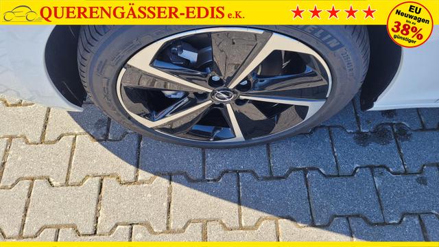 Opel Astra Edition Edition*LED*Navi*Shzg*Lhzg*PDC*Cam*17Zoll* 