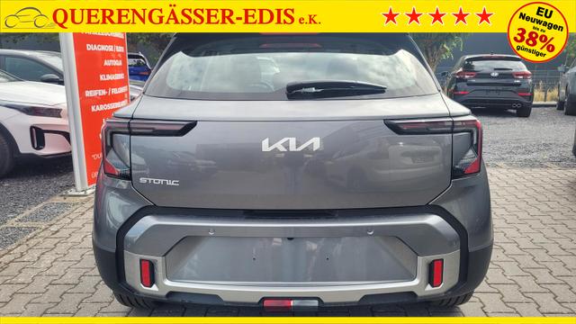 Kia Stonic Silver AT*Navi*Shzg*Lhzg*PDCv+h*Cam*16Zoll*LED 